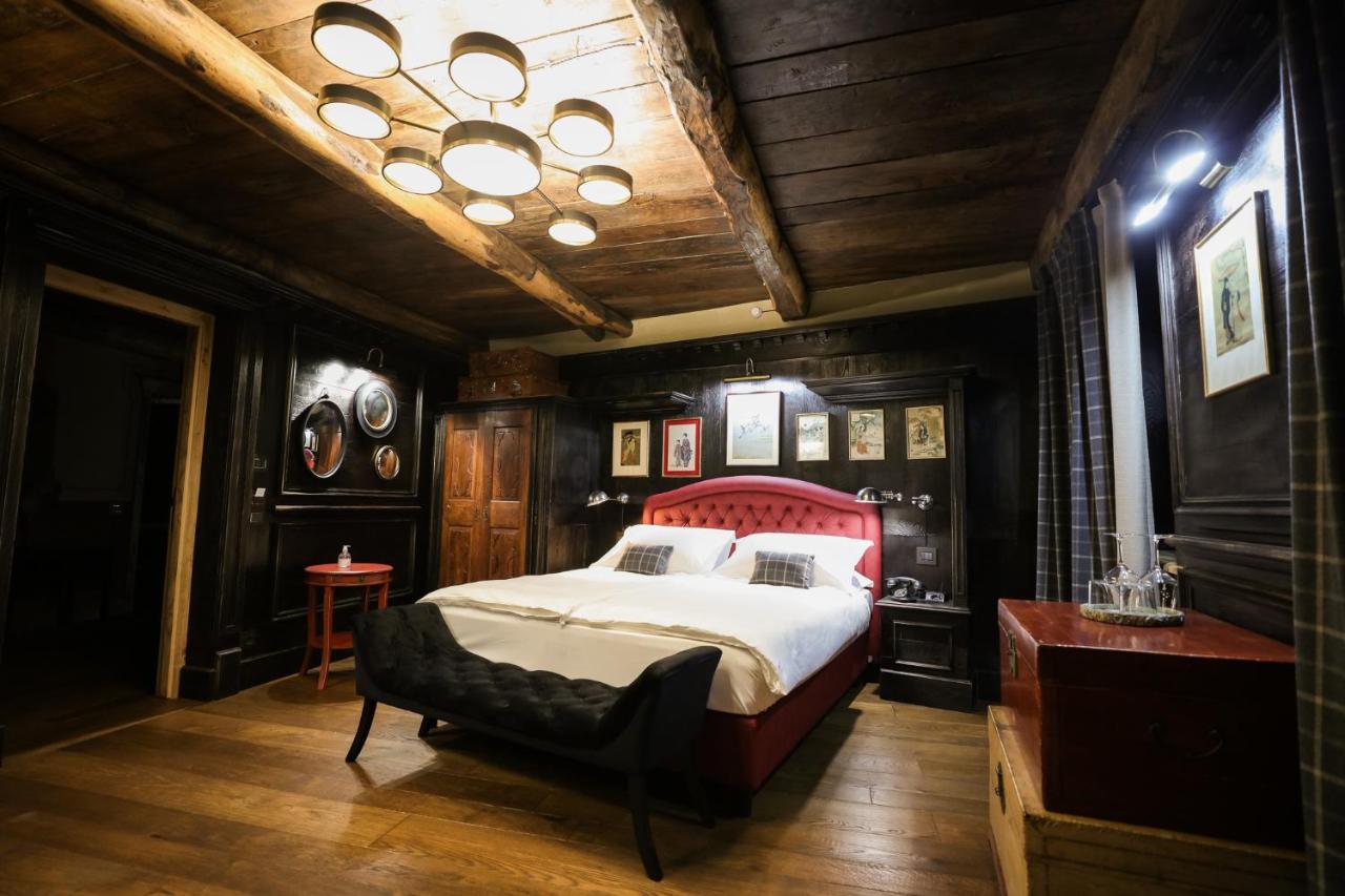 La Piazzetta Degli Artisti - Boutique B&B Bossolasco Extérieur photo