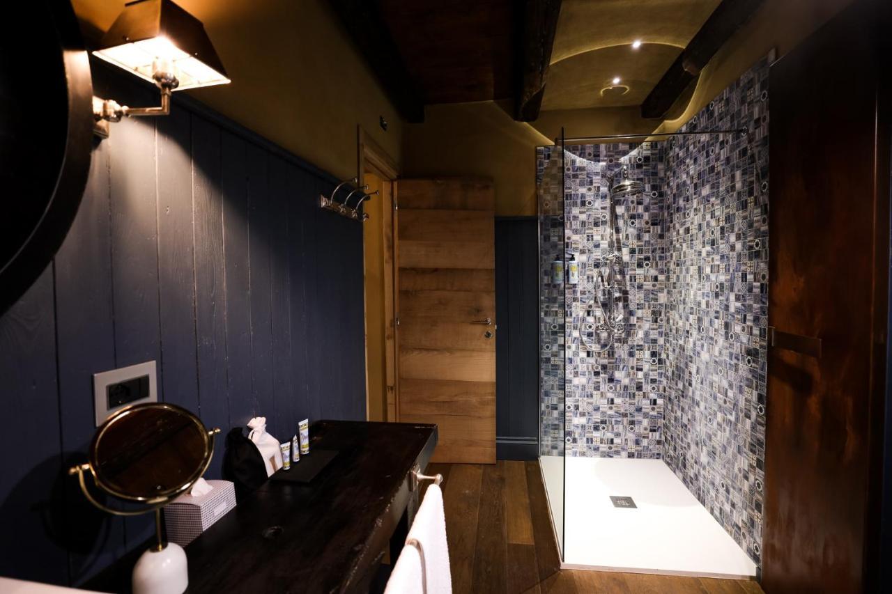 La Piazzetta Degli Artisti - Boutique B&B Bossolasco Extérieur photo